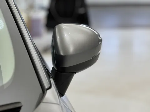 BP72ZPN Nissan Qashqai 1.3 DiG-T MH Acenta Premium 5dr Thumbnail #31