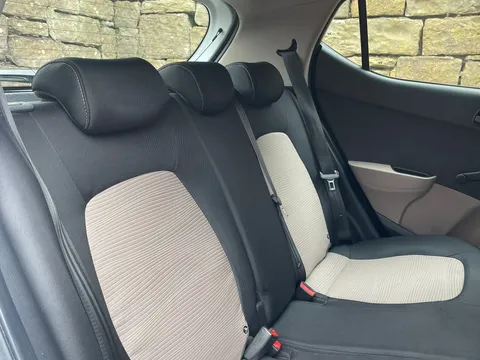 12 of 31 for Hyundai i10 1.0 S 5dr