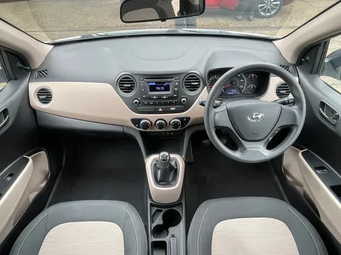 17 of 31 for Hyundai i10 1.0 S 5dr