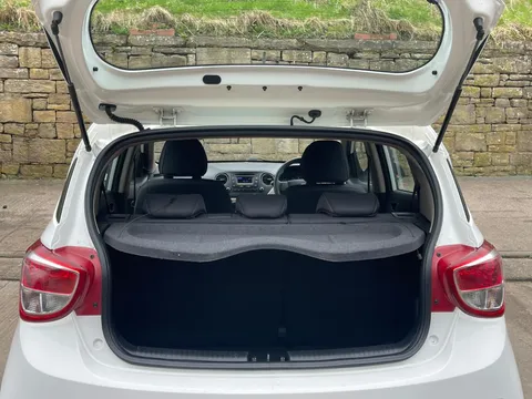 21 of 31 for Hyundai i10 1.0 S 5dr