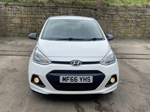 6 of 31 for Hyundai i10 1.0 S 5dr