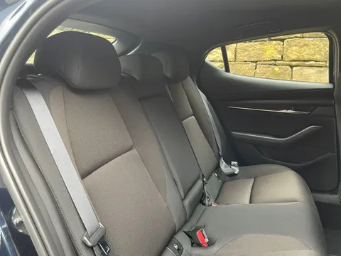 MV23AHE Mazda Mazda3 2.0 e-Skyactiv G MHEV Centre-Line 5dr Thumbnail #11