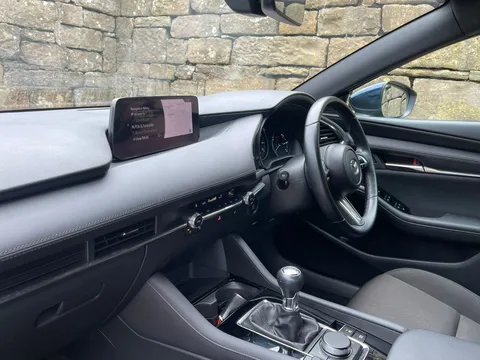 MV23AHE Mazda Mazda3 2.0 e-Skyactiv G MHEV Centre-Line 5dr Thumbnail #21