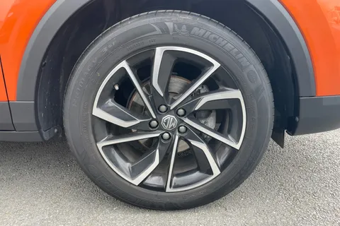 SV22XAS Mg Motor Uk Zs 1.5 VTi-TECH Exclusive 5dr Thumbnail #5