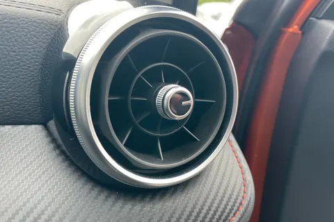 SV22XAS Mg Motor Uk Zs 1.5 VTi-TECH Exclusive 5dr Thumbnail #18