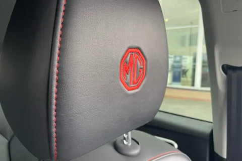 SV22XAS Mg Motor Uk Zs 1.5 VTi-TECH Exclusive 5dr Thumbnail #23