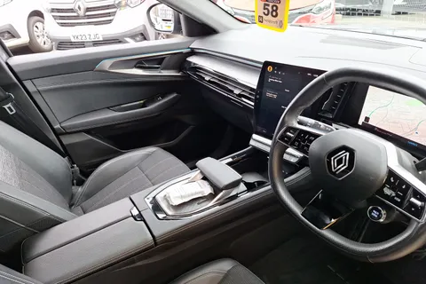 12 of 40 for Renault Austral E-Tech Full Hybrid Techno 5dr Auto