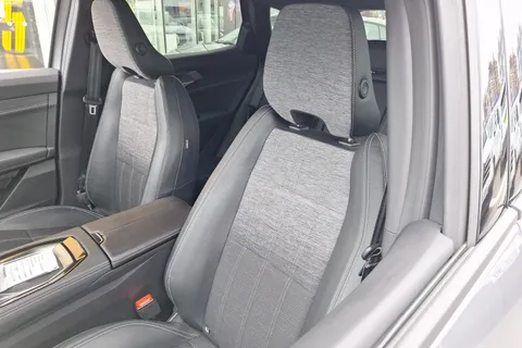 21 of 40 for Renault Austral E-Tech Full Hybrid Techno 5dr Auto