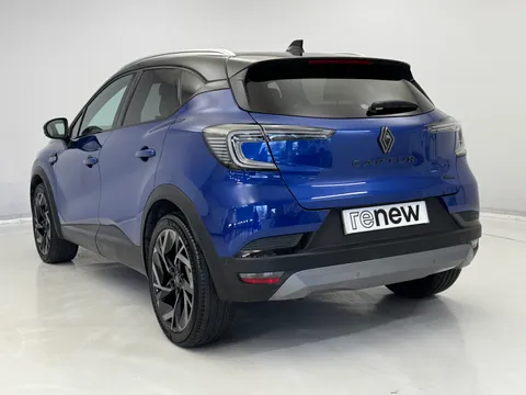 AF74DVW Renault Captur 1.6 E-Tech Full Hybrid 145 Esprit Alpine 5dr Auto Thumbnail #8