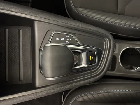 AF74DVW Renault Captur 1.6 E-Tech Full Hybrid 145 Esprit Alpine 5dr Auto Thumbnail #14