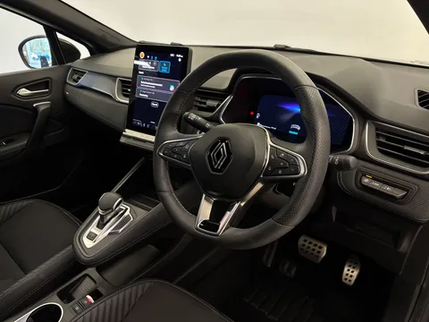 AF74DVW Renault Captur 1.6 E-Tech Full Hybrid 145 Esprit Alpine 5dr Auto Thumbnail #19