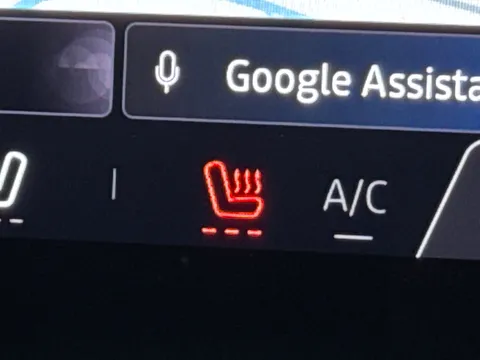 AF74DVW Renault Captur 1.6 E-Tech Full Hybrid 145 Esprit Alpine 5dr Auto Thumbnail #26