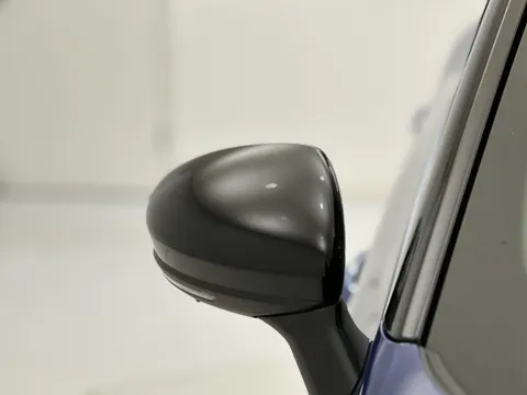 AF74DVW Renault Captur 1.6 E-Tech Full Hybrid 145 Esprit Alpine 5dr Auto Thumbnail #30