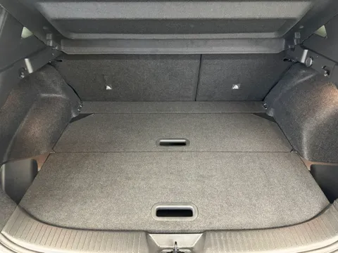 OE72XVW Nissan Qashqai 1.3 DiG-T MH 158 Tekna 5dr Thumbnail #11