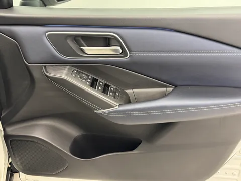 OE72XVW Nissan Qashqai 1.3 DiG-T MH 158 Tekna 5dr Thumbnail #22