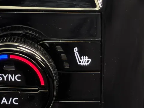 OE72XVW Nissan Qashqai 1.3 DiG-T MH 158 Tekna 5dr Thumbnail #33