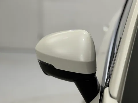 OE72XVW Nissan Qashqai 1.3 DiG-T MH 158 Tekna 5dr Thumbnail #37