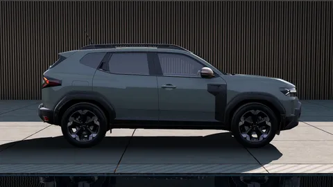 Dacia Duster Hev Extreme hybrid 155 MY26 Thumbnail #3