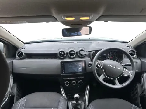 DX24XML Dacia Duster 1.3 TCe 130 Journey 5dr Thumbnail #11