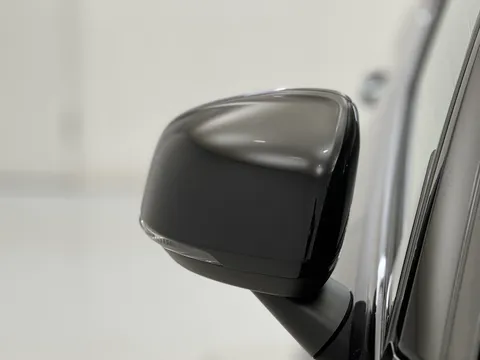 RE25OVX Volvo XC40 2.0 B3P Plus Dark 5dr Auto Thumbnail #31