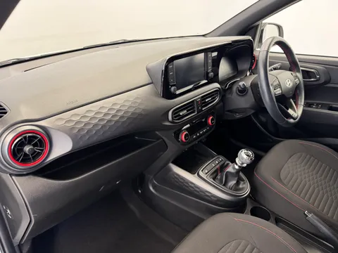 DU73BHJ Hyundai i10 1.0 T-GDi N Line 5dr Thumbnail #12
