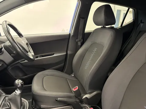 13 of 36 for Hyundai i10 1.0 Go SE 5dr