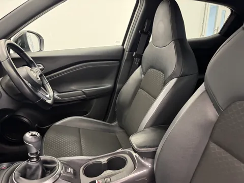 DS23XFT Nissan Juke 1.0 DiG-T 114 N-Connecta 5dr Thumbnail #16