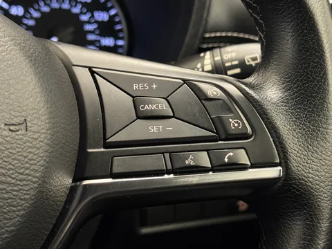 DS23XFT Nissan Juke 1.0 DiG-T 114 N-Connecta 5dr Thumbnail #25