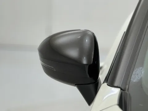 DS23XFT Nissan Juke 1.0 DiG-T 114 N-Connecta 5dr Thumbnail #32