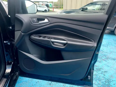 BP68YBG Ford Kuga 1.5 EcoBoost ST-Line 5dr 2WD Thumbnail #12