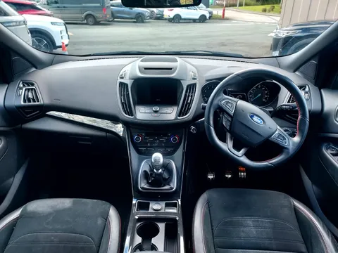 BP68YBG Ford Kuga 1.5 EcoBoost ST-Line 5dr 2WD Thumbnail #16