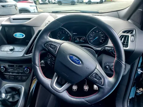 BP68YBG Ford Kuga 1.5 EcoBoost ST-Line 5dr 2WD Thumbnail #17