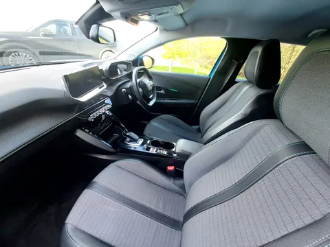 MJ21PXL Peugeot 208 100kW Allure Premium 50kWh 5dr Auto Thumbnail #18