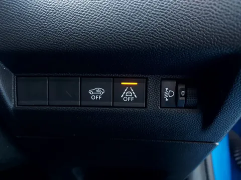 MJ21PXL Peugeot 208 100kW Allure Premium 50kWh 5dr Auto Thumbnail #24