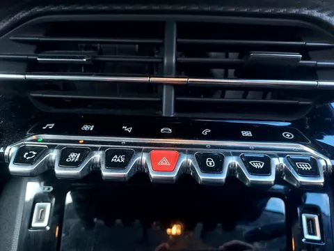 MJ21PXL Peugeot 208 100kW Allure Premium 50kWh 5dr Auto Thumbnail #26