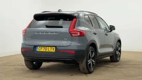 CF70LTV Volvo XC40 1.5 T3 [163] R DESIGN 5dr Geartronic Thumbnail #3