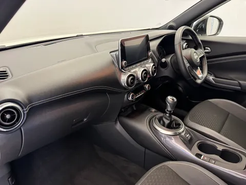 DN23WPX Nissan Juke 1.0 DiG-T 114 N-Connecta 5dr Thumbnail #14