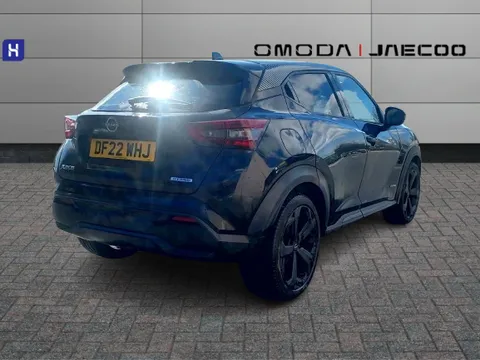 DF22WHJ Nissan Juke 1.6 Hybrid Premiere Edition 5dr Auto Thumbnail #5
