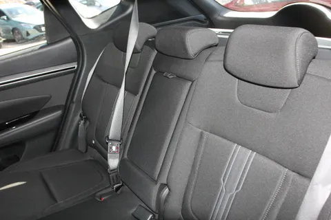 DS72BJJ Hyundai Tucson 1.6 TGDi Hybrid 230 Premium 5dr 2WD Auto Thumbnail #11