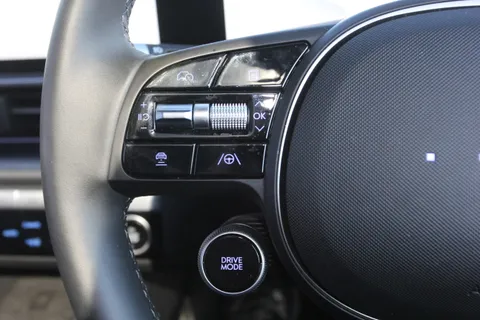 26 of 57 for Hyundai Ioniq 6 168kW Ultimate 77kWh 4dr Auto ZERO DEPOSIT FINANCE AVAILABLE