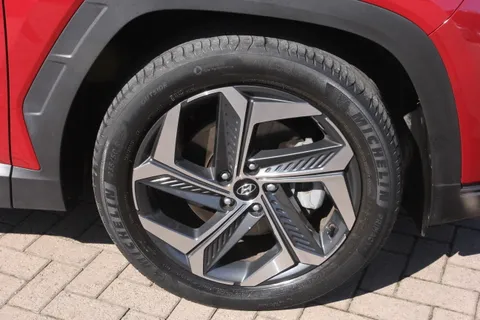 MA72VPP Hyundai Tucson 1.6 TGDi Hybrid 230 Premium 5dr 2WD Auto Thumbnail #6