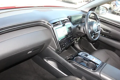 MA72VPP Hyundai Tucson 1.6 TGDi Hybrid 230 Premium 5dr 2WD Auto Thumbnail #9