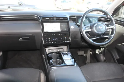 MA72VPP Hyundai Tucson 1.6 TGDi Hybrid 230 Premium 5dr 2WD Auto Thumbnail #12
