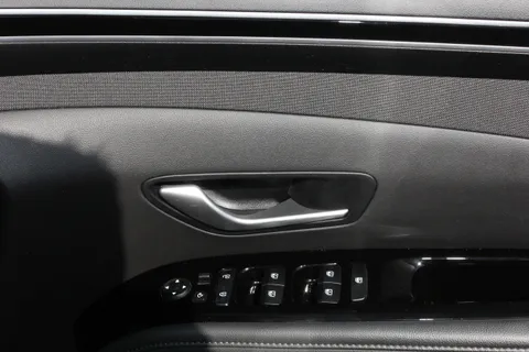 MA72VPP Hyundai Tucson 1.6 TGDi Hybrid 230 Premium 5dr 2WD Auto Thumbnail #14