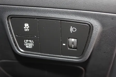 MA72VPP Hyundai Tucson 1.6 TGDi Hybrid 230 Premium 5dr 2WD Auto Thumbnail #16