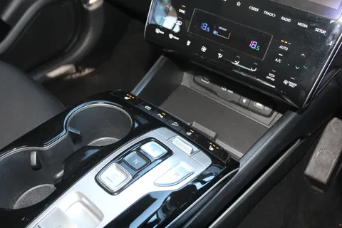 MA72VPP Hyundai Tucson 1.6 TGDi Hybrid 230 Premium 5dr 2WD Auto Thumbnail #22