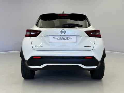 DU72BJX Nissan Juke 1.6 Hybrid Premiere Edition 5dr Auto Thumbnail #8