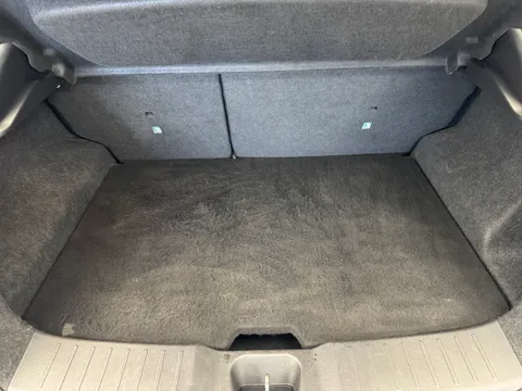 DU72BJX Nissan Juke 1.6 Hybrid Premiere Edition 5dr Auto Thumbnail #11