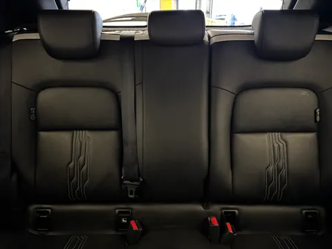 DU72BJX Nissan Juke 1.6 Hybrid Premiere Edition 5dr Auto Thumbnail #17