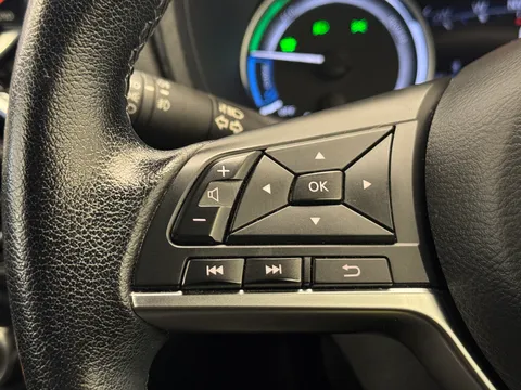 DU72BJX Nissan Juke 1.6 Hybrid Premiere Edition 5dr Auto Thumbnail #22